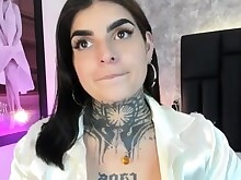 Amateur Brunette Crazy Cute Jerking Solo Webcam