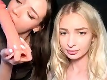 Amateur Lesbians Outdoor Pussy Toys