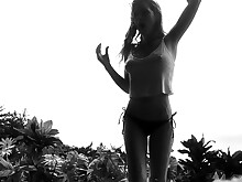 Amateur Brunette Masturbation Outdoor Solo