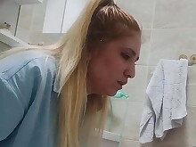 Amateur Blonde MILF Solo