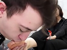 Amateur Brunette Fetish Foot Fetish Train