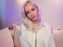 Amateur Blonde Solo Webcam