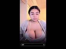Amateur Big Tits Boobs Brunette Busty Masturbation MILF