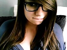 Amateur Big Tits Boobs Brunette Busty Nipples Solo Tits Webcam