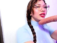 Babe Brunette Jerking Solo Toys