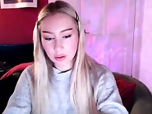 Amateur Blonde Chick Solo Webcam