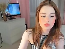 Amateur Brunette Cute Masturbation Solo Webcam